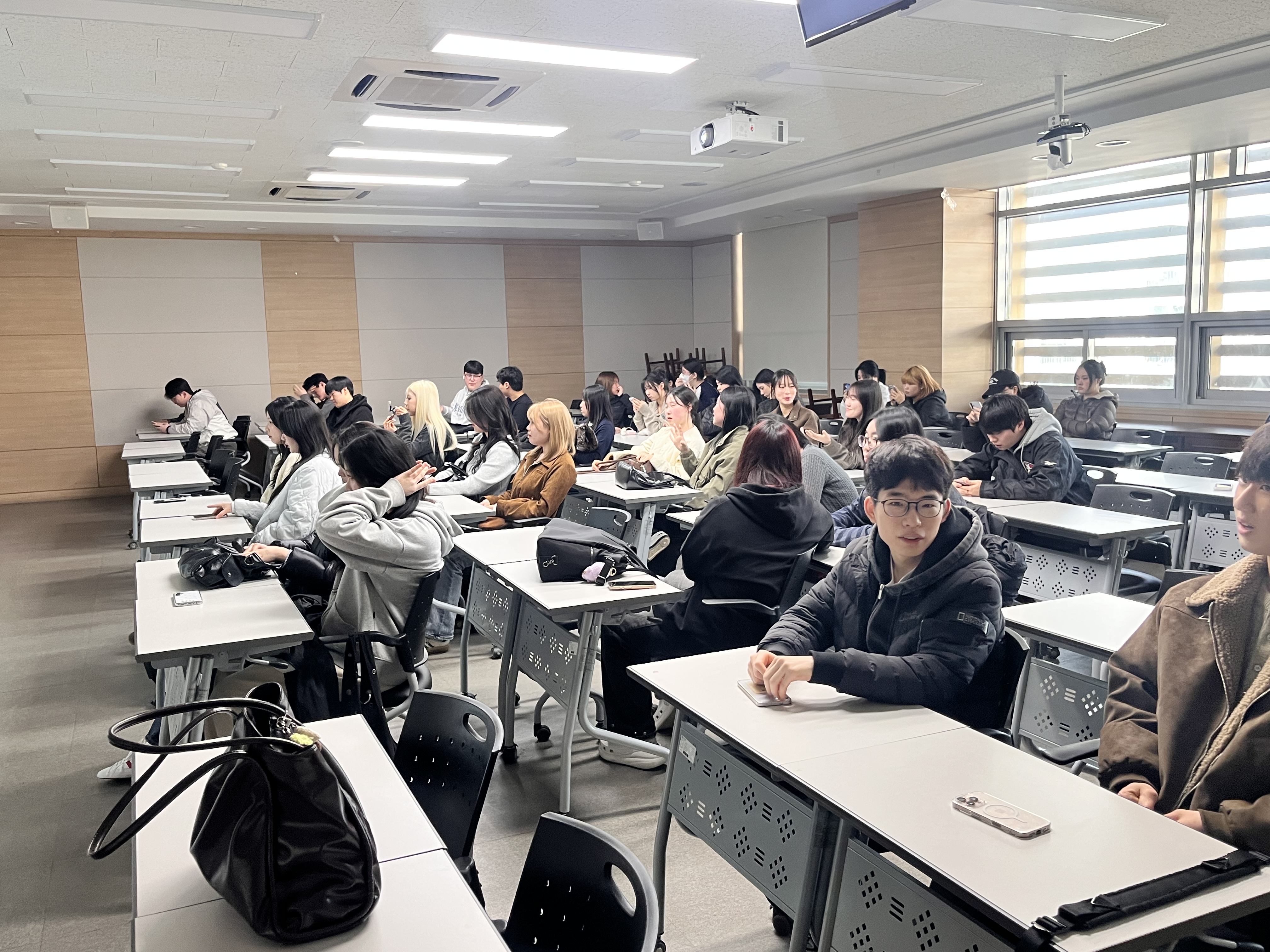 2026학년도 영어영문학과 개강총회 진행 3번째 파일 - 자세한 내용은 본문 참조