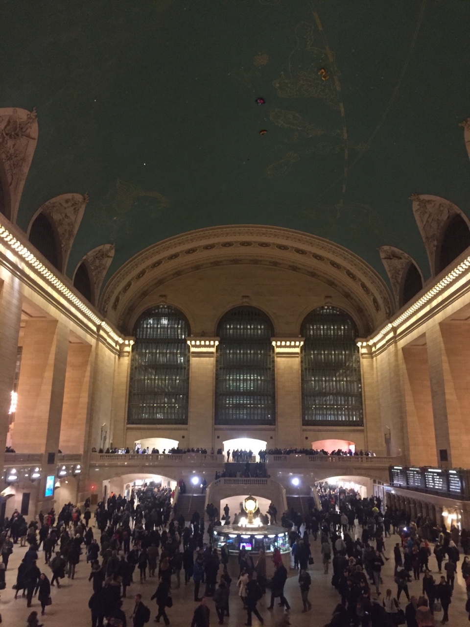 53대 학생회 호연지기 <영화 속 건축> 그랜드 센트럴 터미널(Grand Central Terminal) 2번째 파일 - 자세한 내용은 본문 참조
